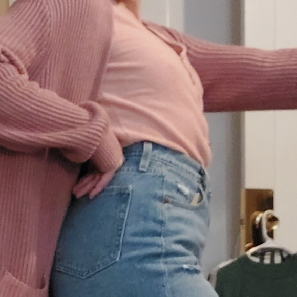 Texture&Thread | Knotted Button Up Tank Top - Picture 4 of 11